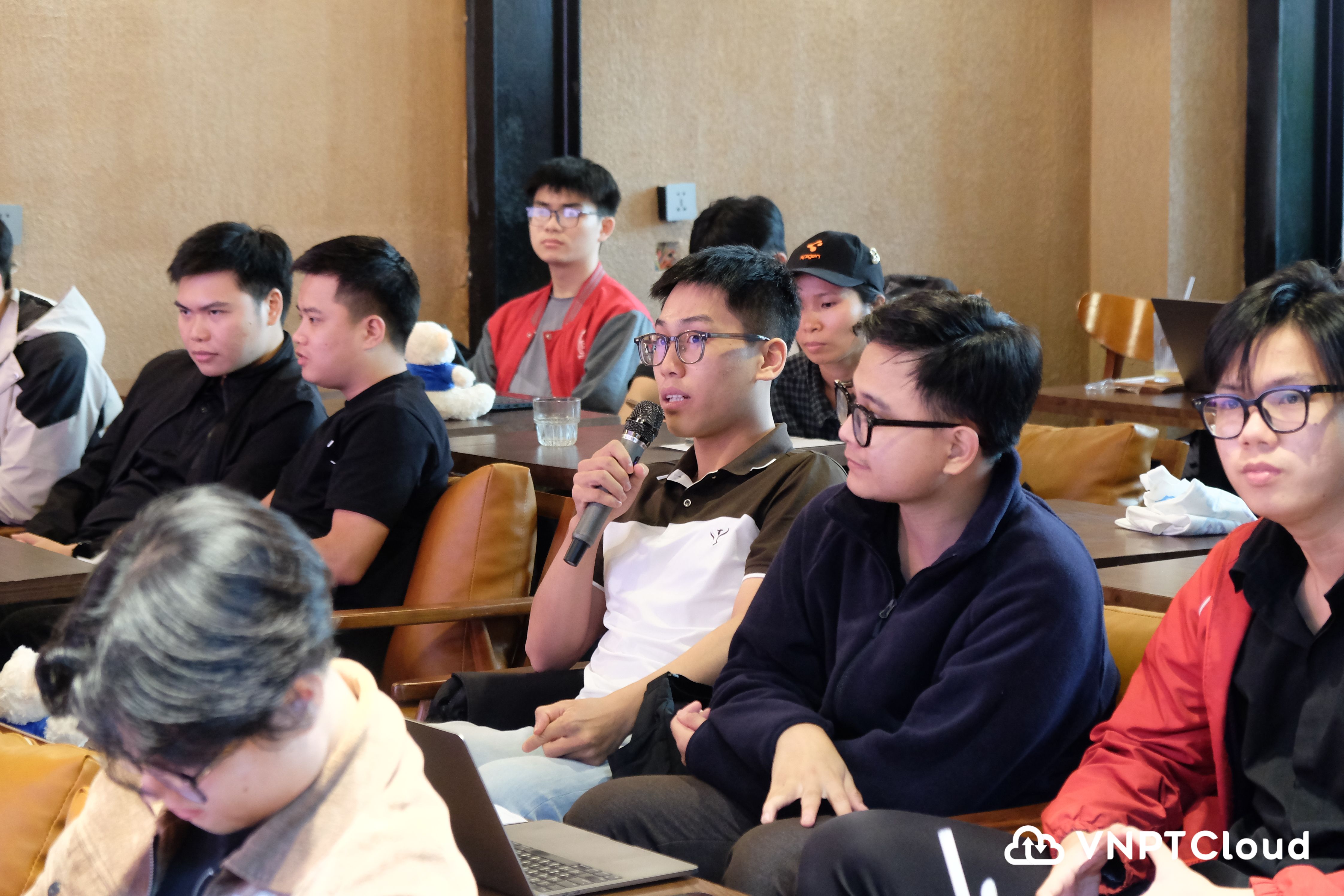 Hỏi đáp cùng chuyên gia VNPT Cloud