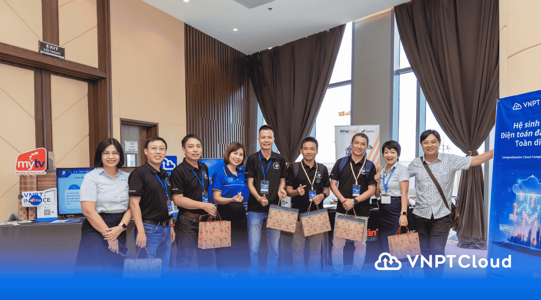 saad10 booth vnpt cloud.png